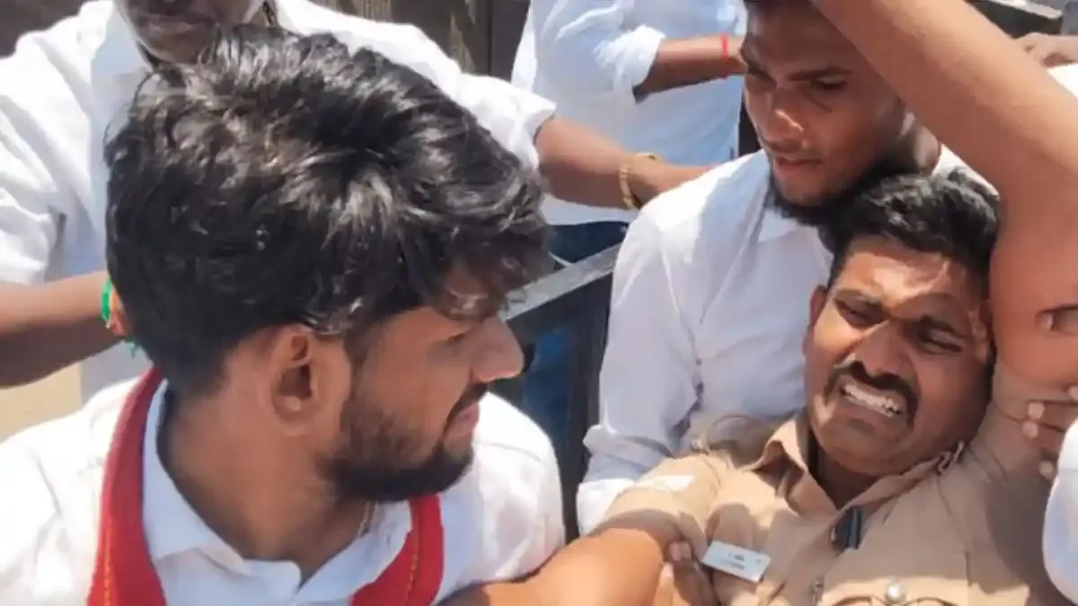 காவலரின் மீது ஏறிய ஆதவ் அர்ஜுனாவின் கார்! 